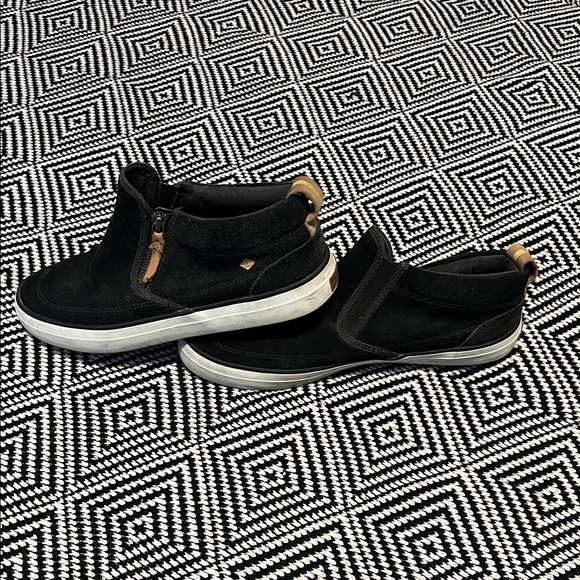 Sperry Shoes - Sperry Black Ankle Boots with Tan Accents
